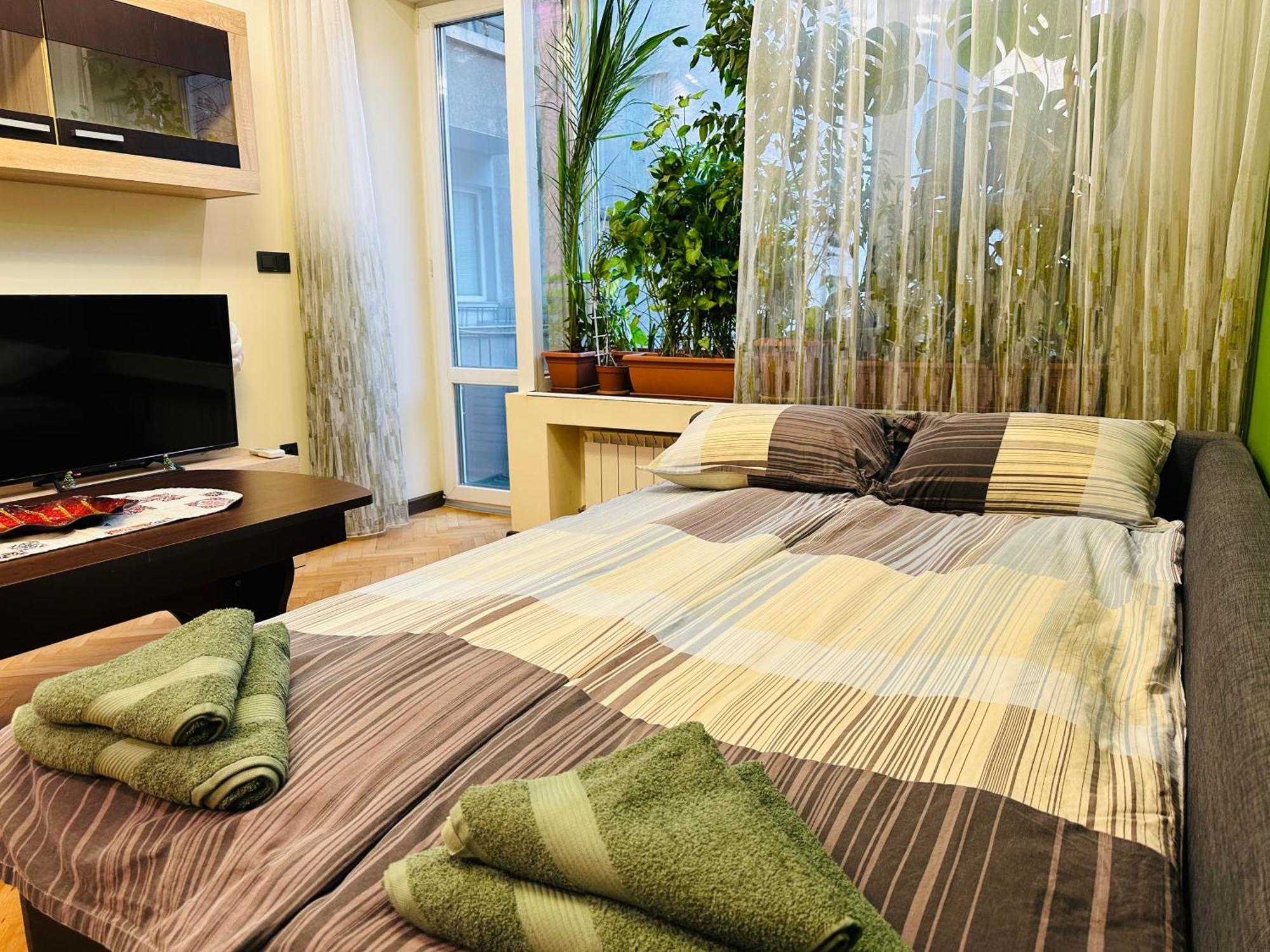 Luxury Oasis In Absolute Center Of Sofia Daire Dış mekan fotoğraf
